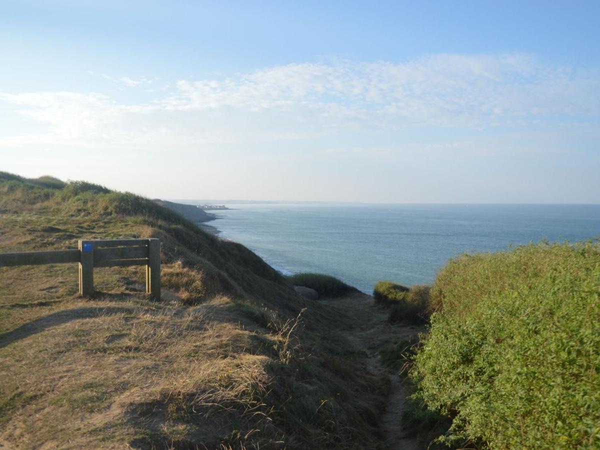 Wonderful Holiday Home In Audinghen With Garden 외부 사진